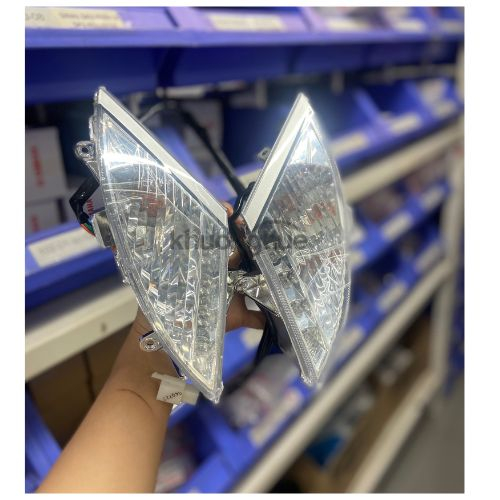 Bộ Đèn Xi Nhan Trước Xe ATTILA phun xăng FI