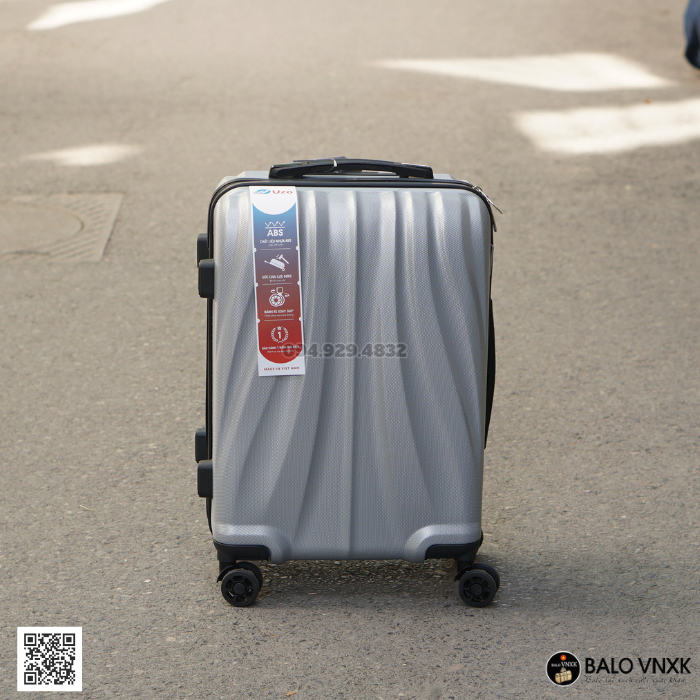 Vali nhựa ABS thương hiệu UZO A217 size ký gửi 24"
