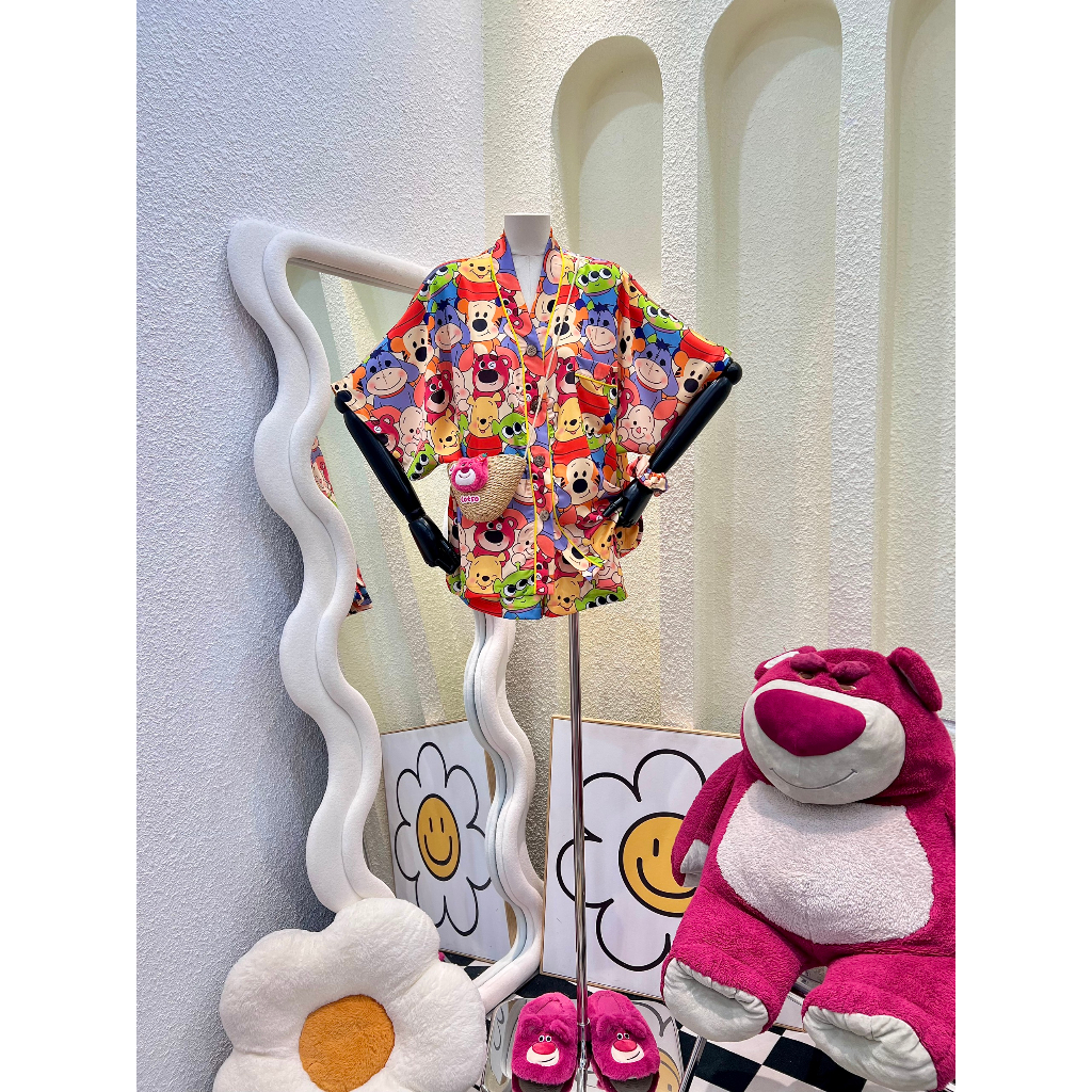 Bộ Pijama quần đùi, áo tay dơi in hình pooh gấu dâu ailen kèm cột tóc - HN1432