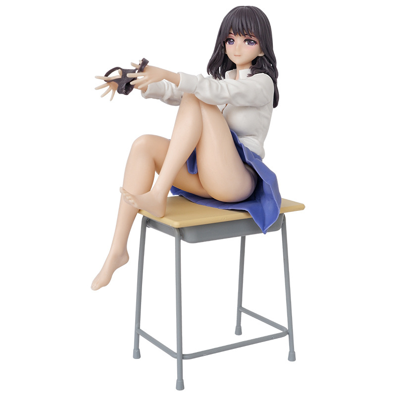 Mô hình nhân vật nữ sinh ngồi bàn cao 23cm (full box)