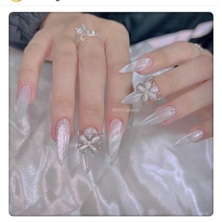 Mẫu mắt mèo kim cương form nhọn - Nail box thiết kế