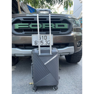 Vali kéo Samsonite Robez Spinner EXP