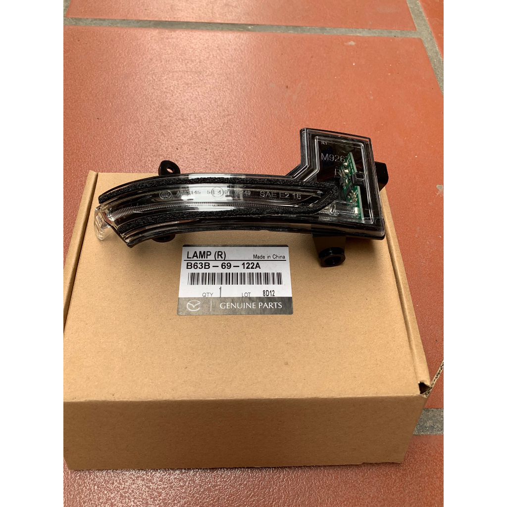 Đèn xi nhan gương chiếu hậu mazda 2, 3, 6  lắp chung.