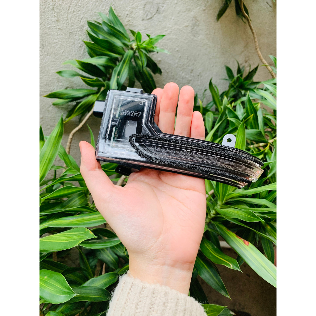 Đèn xi nhan gương chiếu hậu mazda 2, 3, 6  lắp chung.