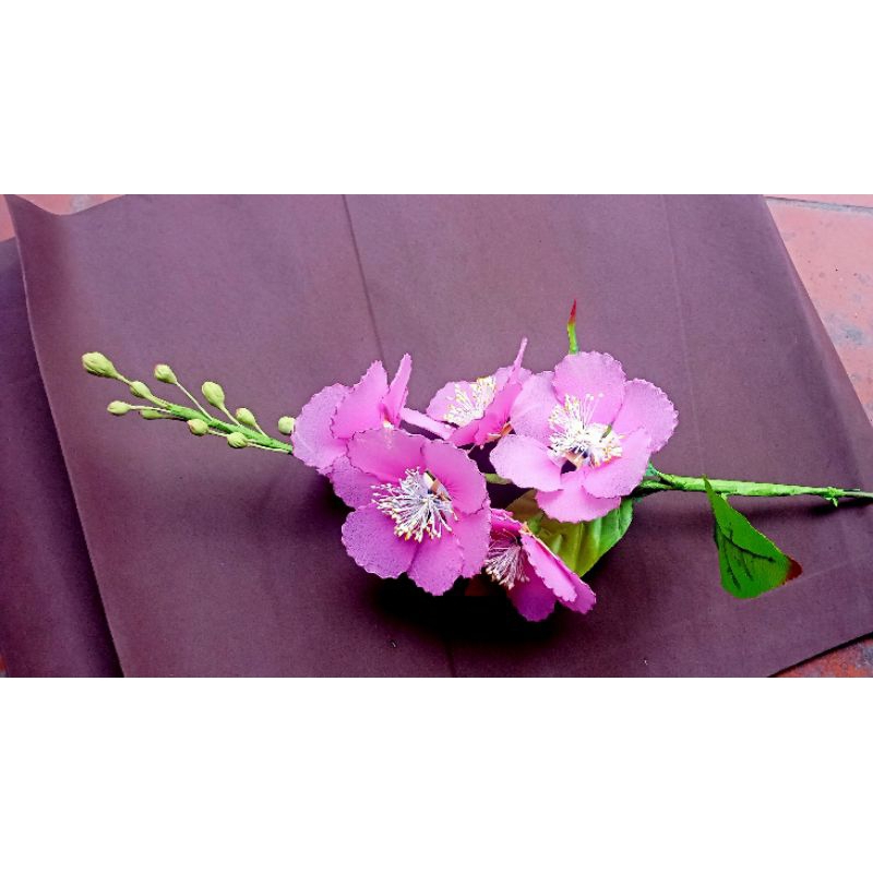 1 Cành hoa bằng lăng tím, 1 xcanh hoa phượng giả làm từ vải voan