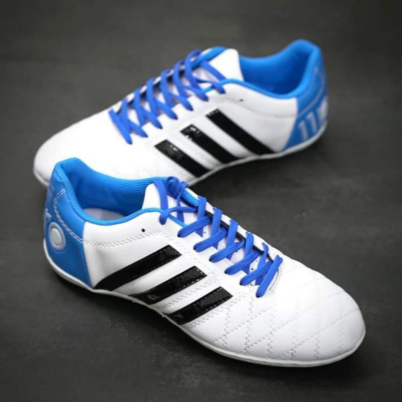 Giày Đá Bóng 11 PRO Toni Kroos trắng xanh