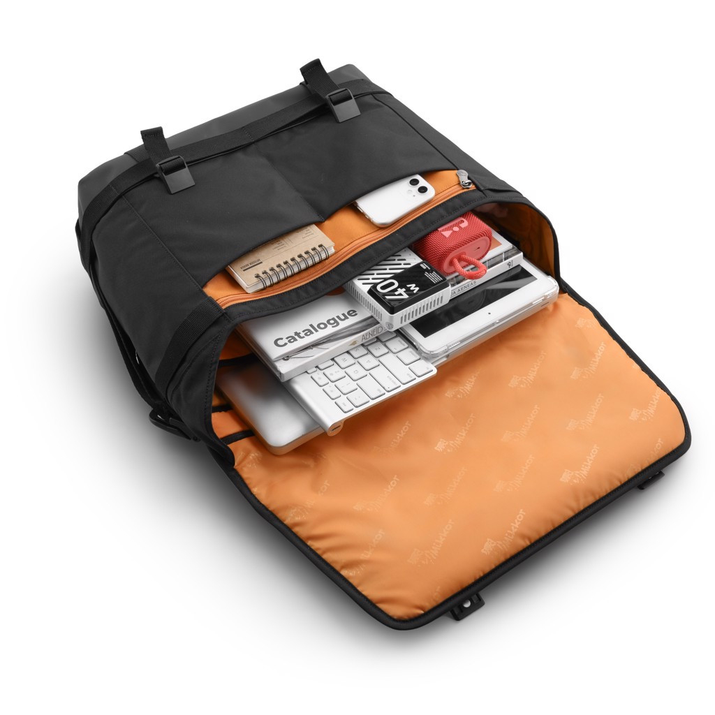 Túi Đeo Chéo The Mikkor Felix Đựng Laptop 15,6 inch