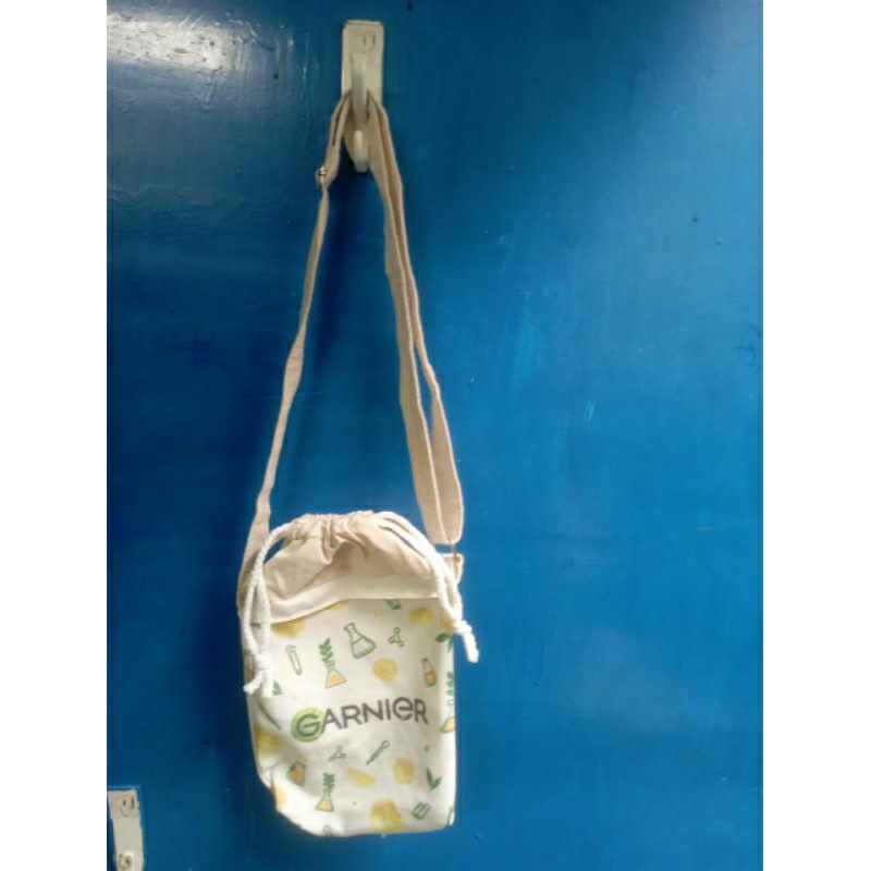 Túi rút đeo chéo