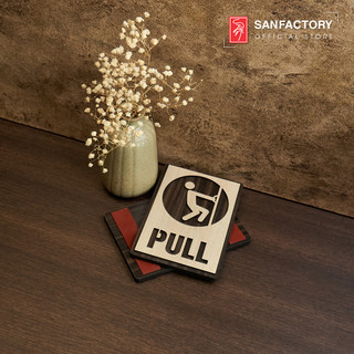Bảng gỗ Pull Push chất liệu gỗ dán cửa bằng keo 2 mặt
