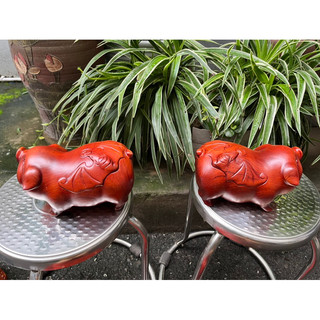 Tượng con lợn gỗ hương 20cm