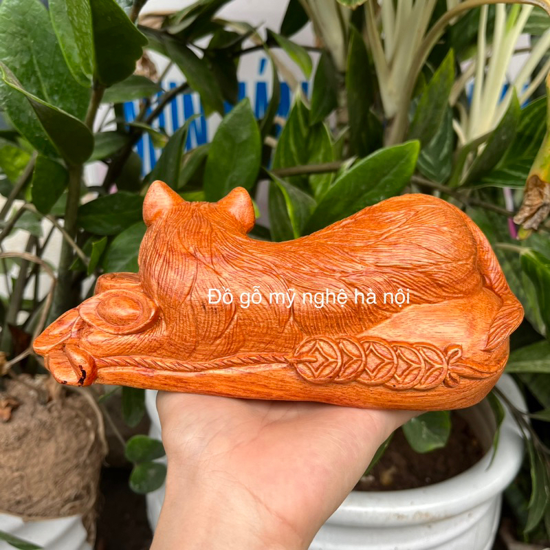 Tượng con mèo gỗ hương