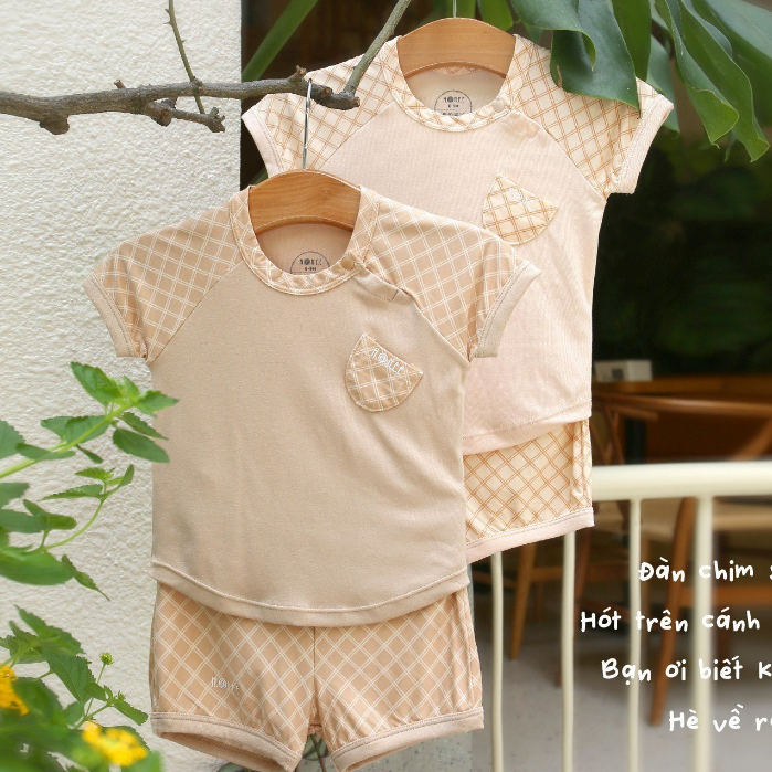Bộ cộc tay bamboo sợi tre Hrnee Raglan phối kẻ cho bé 7.5kg đến 15.5kg