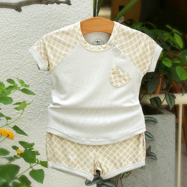 Bộ cộc tay bamboo sợi tre Hrnee Raglan phối kẻ cho bé 7.5kg đến 15.5kg