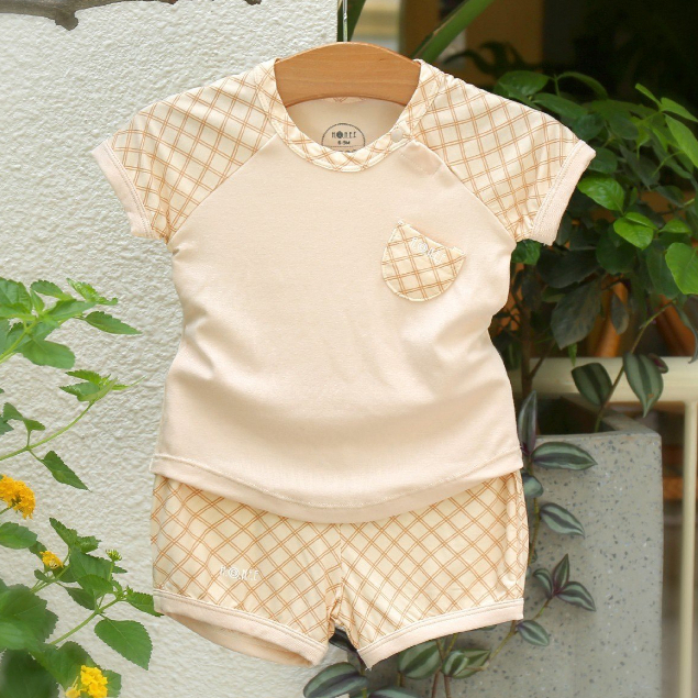 Bộ cộc tay bamboo sợi tre Hrnee Raglan phối kẻ cho bé 7.5kg đến 15.5kg