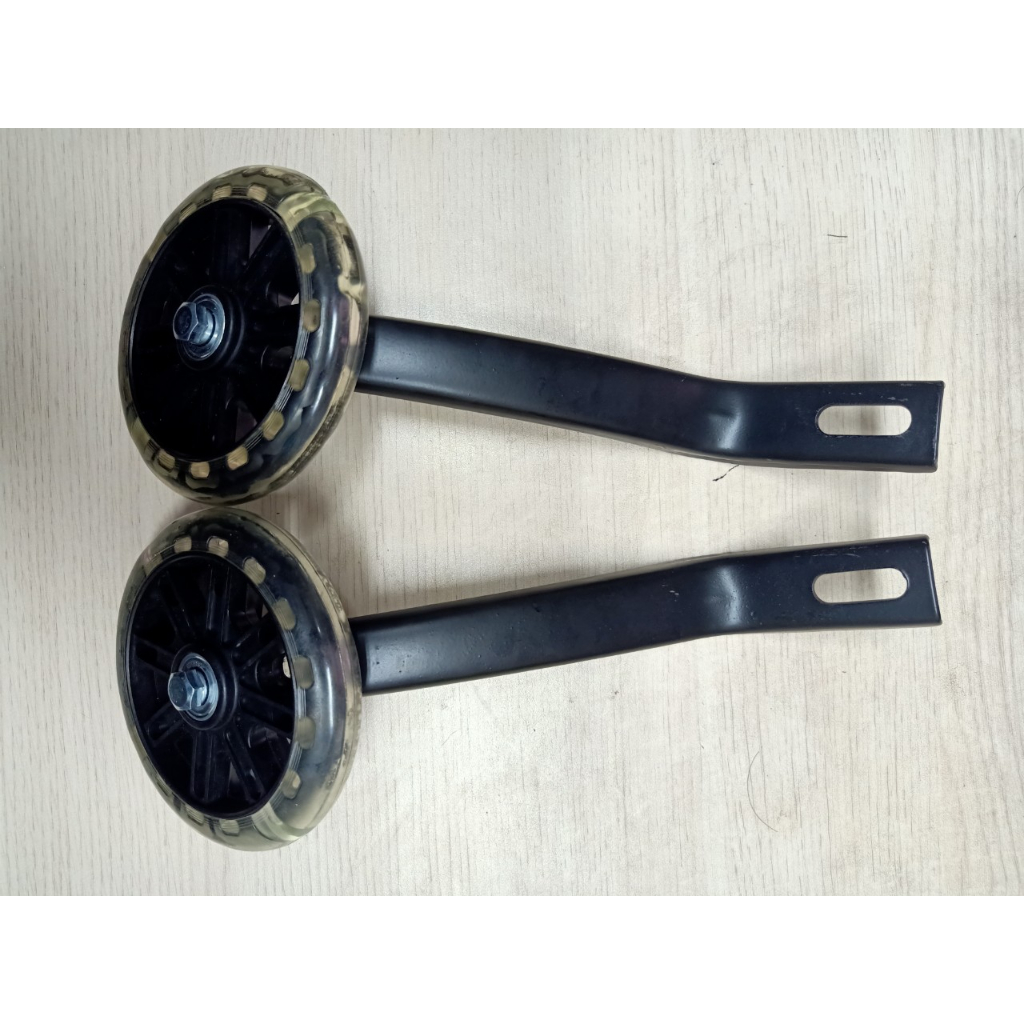 CẶP BÁNH PHỤ DÀNH CHO XE ĐẠP TRẺ EM TỪ CỠ 12-20 - CÓ ĐÈN LED PHÁT SÁNG