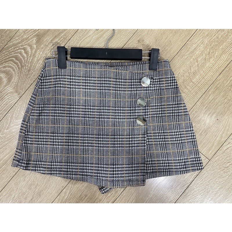 Quần shorts giả váy chất dạ mỏng sale