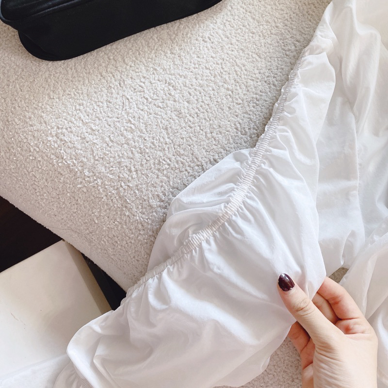 SET 3 MÓN THỂ THAO: KHOÁC NÓN KÈM CROP 2S NUDE + SHORT