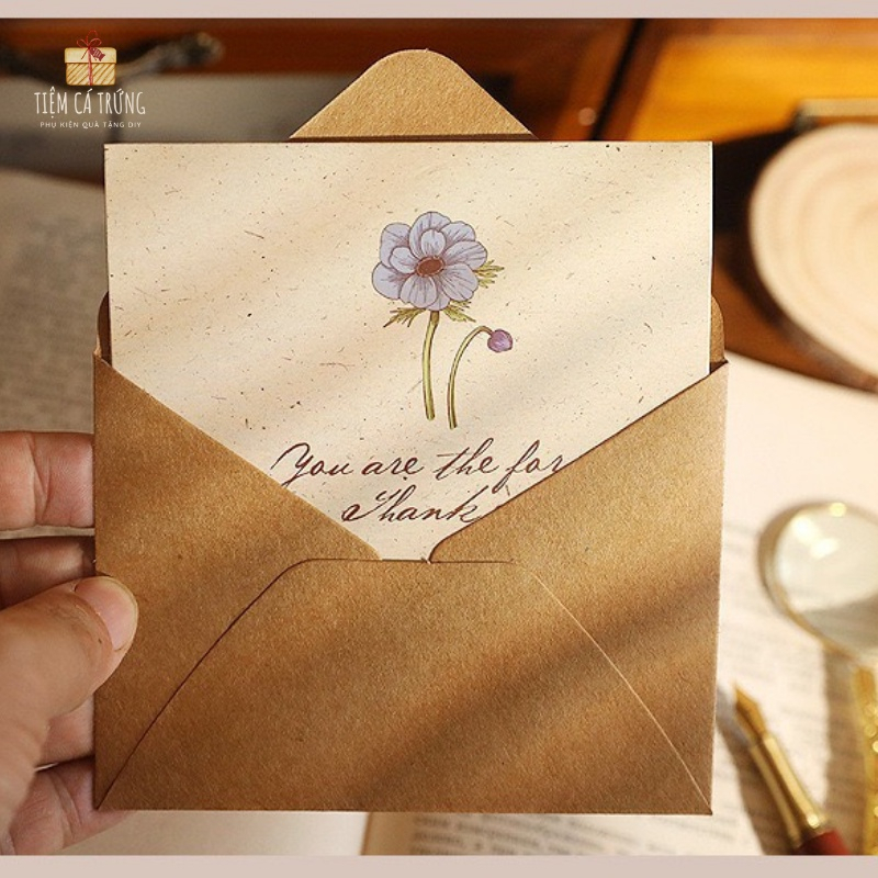Combo Thiệp KRAFT + Phong bì + Tag dán NGÔN NGỮ CỦA HOA Sang Trọng, Trang Trí Quà