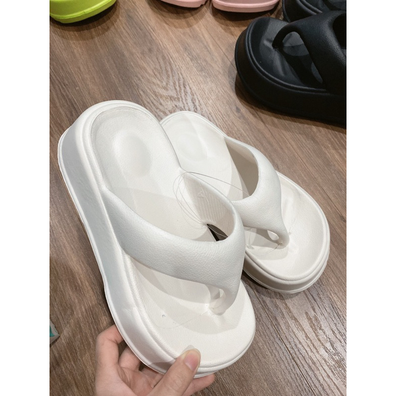 Dép tông độn đế 6cm đế bằng kiểu dáng sang chảnh siêu hot