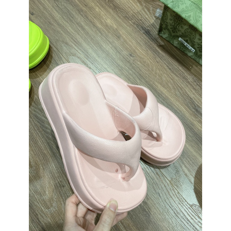 Dép tông độn đế 6cm đế bằng kiểu dáng sang chảnh siêu hot