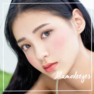 Lens xám chấm