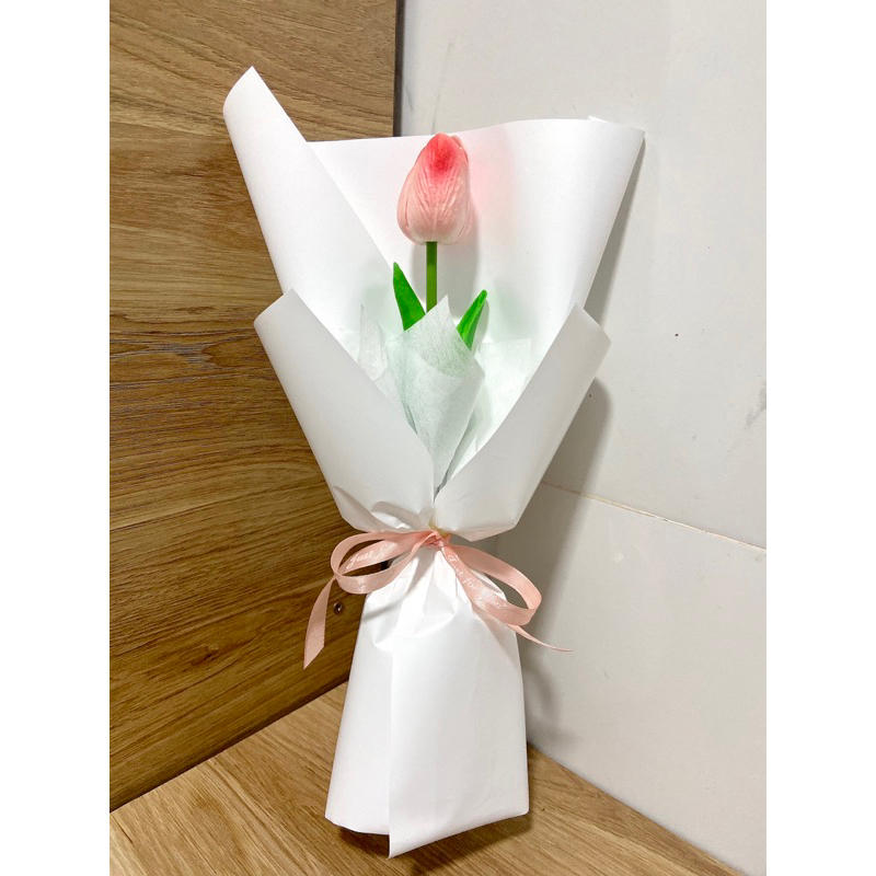 Bó hoa Tuylip 1 bông (bó sẵn)