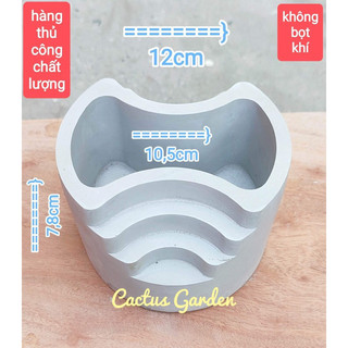 Chậu bậc thang cong
