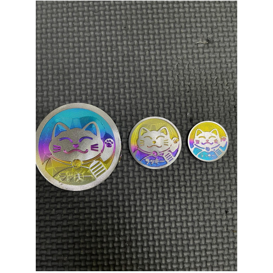 Logo Titan Mèo Thần Tài 3cm 4cm 6cm