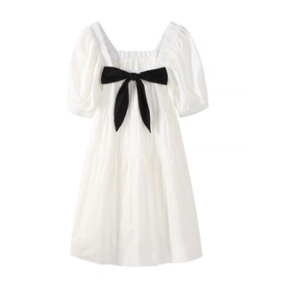 Đầm babydoll trắng kèm nơ đen