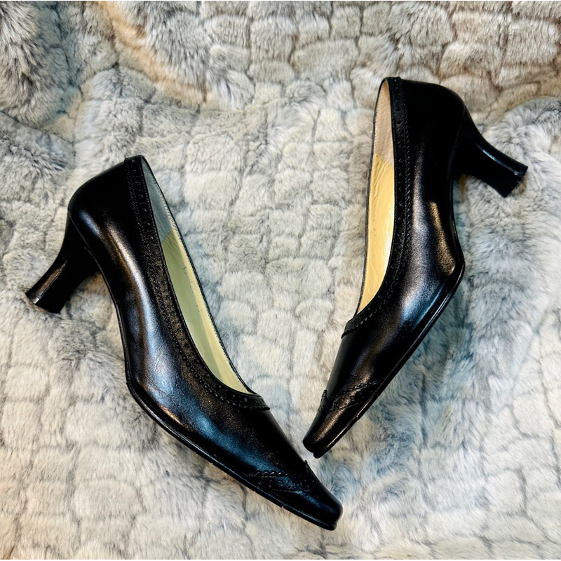 Giày nữ 2hand size 36