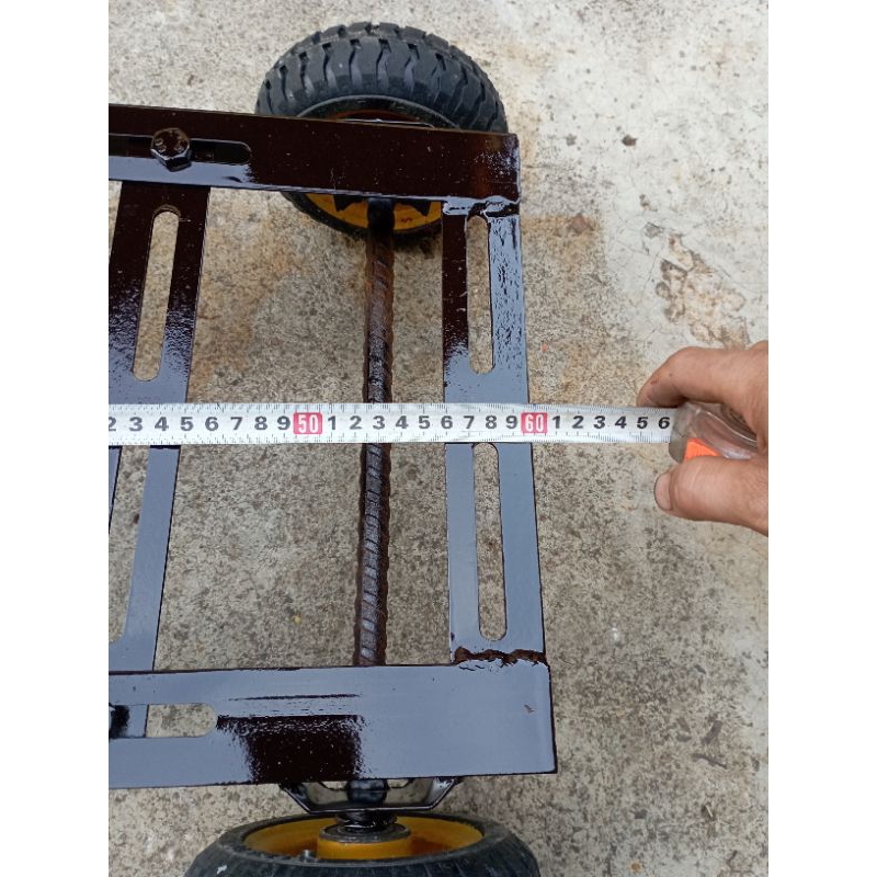 Chân máy rửa xe khung V4 dày