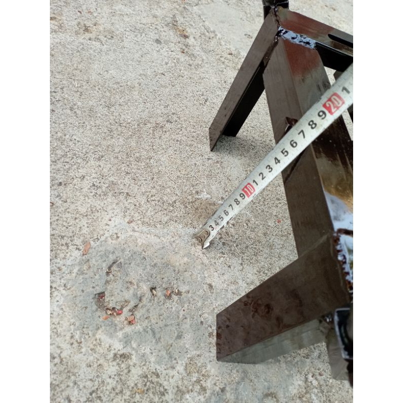 Chân máy rửa xe khung V4 dày