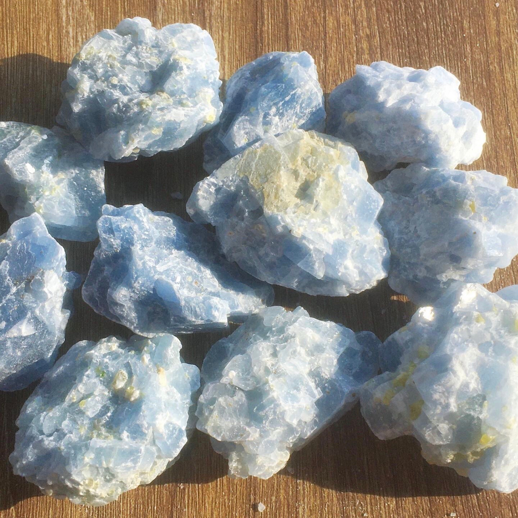 Đá thô Aquamarine xanh đẹp, sưu tầm, reiki, thanh tẩy, thiền định