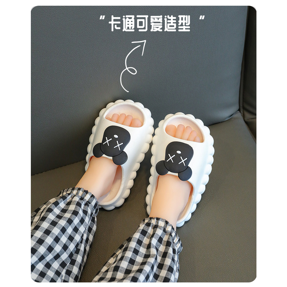 Dép lê mặt gấu stormy hoạt hình dành cho bé trai bé gái đều xinh.