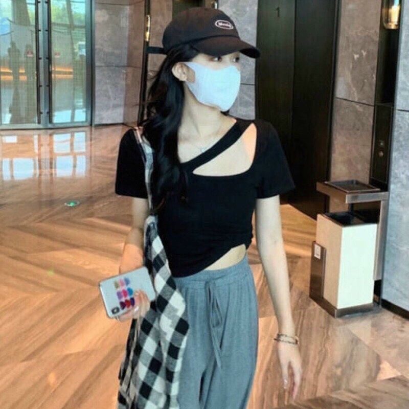 Áo croptop tay ngắn khoét chất thun ôm body sang chảnh AS122