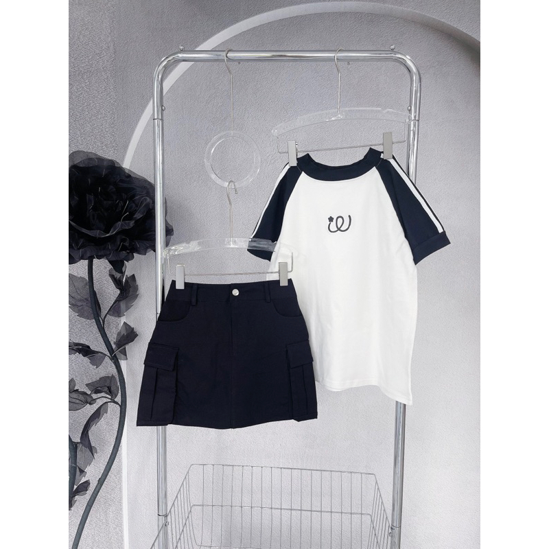 SET ÁO THUN TRẮNG TAY RAPLANG LOGO + CHÂN VÁY ĐEN TÚI HỘP