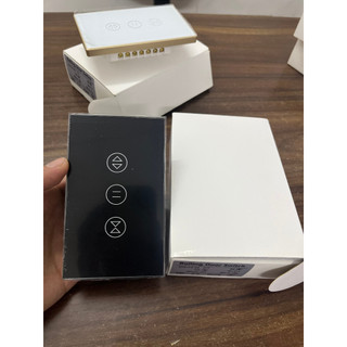 Công tắc cửa cuốn tuya wifi
