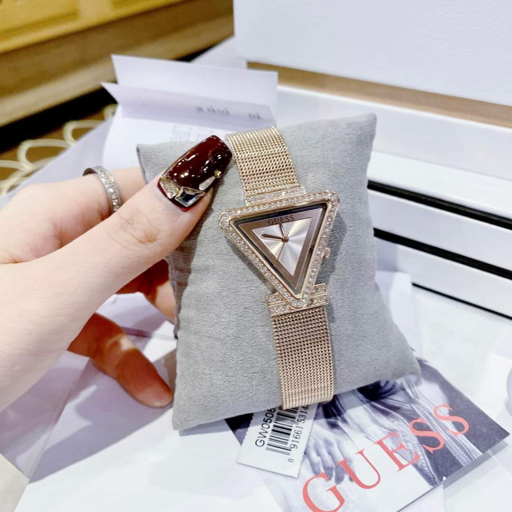 Đồng Hồ Nữ Dây Thép Guess,Size:32mm,Full Box Hãng, Thiết Kế Mặt Tam Giác Siêu Xinh