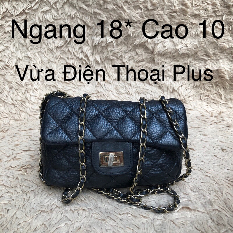 Túi chuẩn si. Túi qua sử dụng. Khách vui lòng xem hình nếu muốn biết thêm thông tin sản phẩm mời khách vô chat . Thanks.