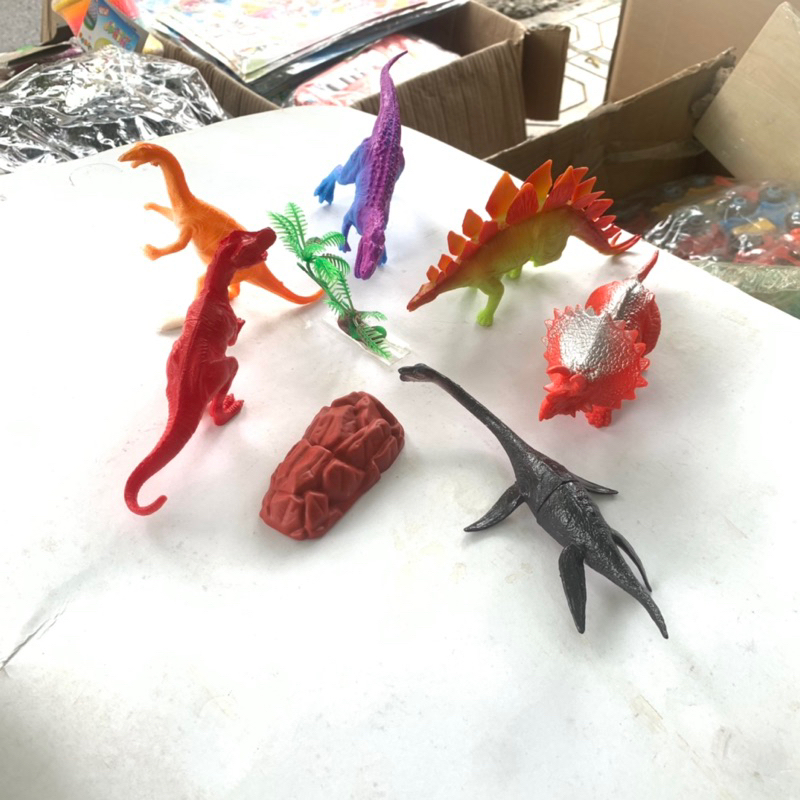 Khủng long mô hình nhựa dẻo