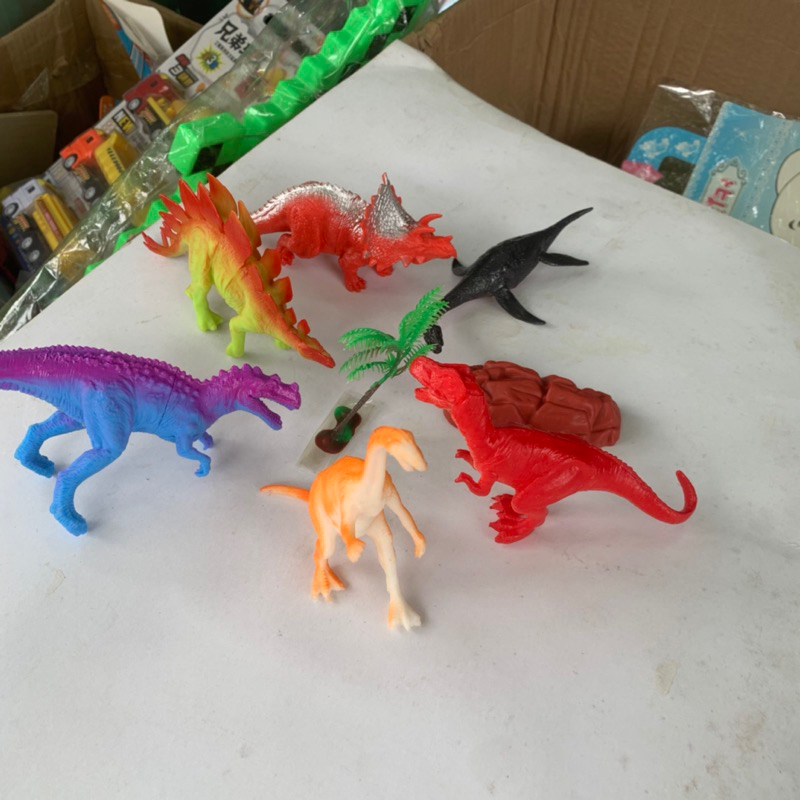 Khủng long mô hình nhựa dẻo