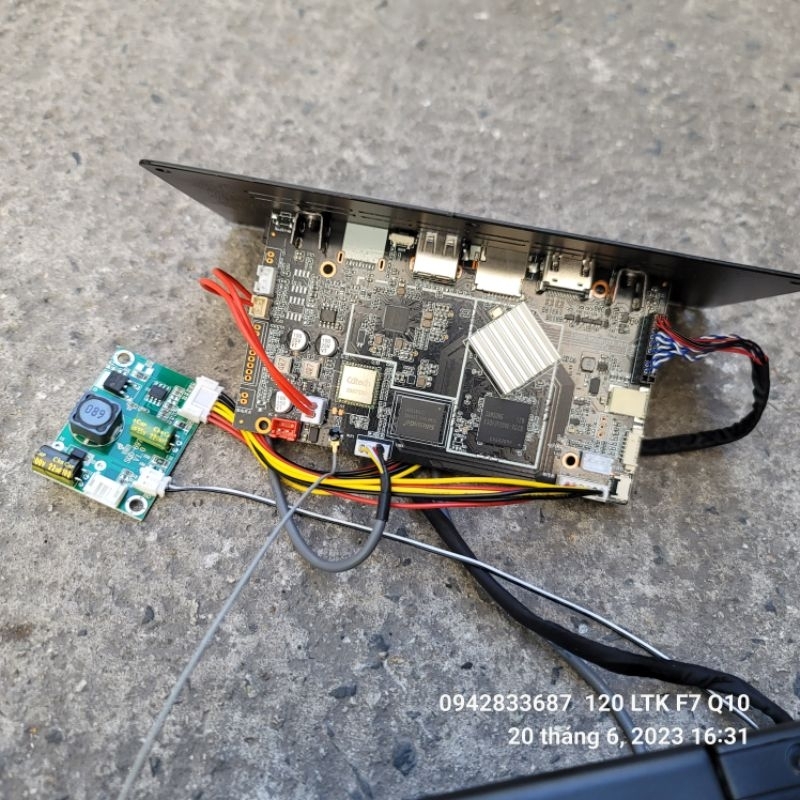 Màn Hình 19 Inch Cảm Ứng Android 12 Cho Loa Kéo Và Xe Khách.