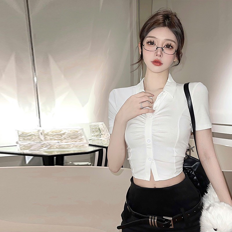 SET ÁO CROPTOP SƠ MI NHÍU NGỰC TRẮNG + CHÂN VÁY ĐEN + BELT