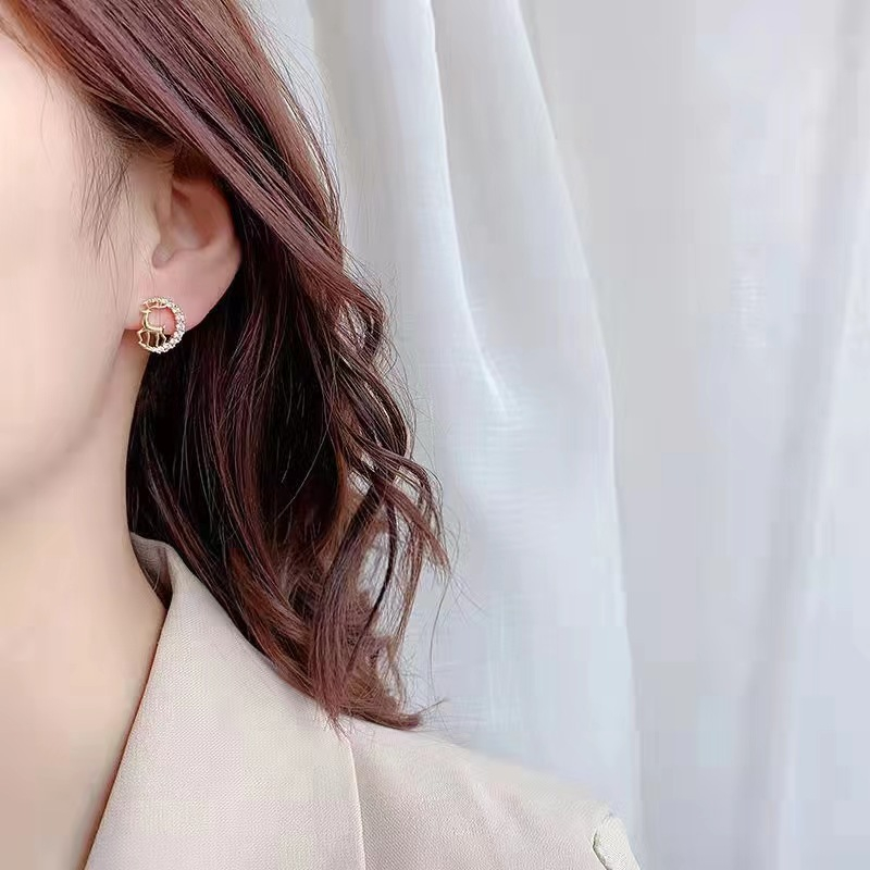 Khuyên tai hươu  đính đá nhỏ xinh chuôi bạc 925 TODOKI T025