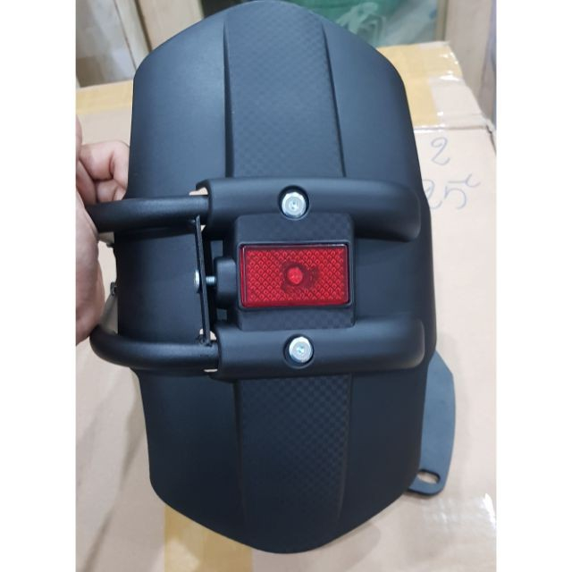 Dè chắn bùn sau chân thép  kiểu moto cho xe Ex 150/ Winner 150/ Winner X/ R15/ R15 V3 CÁC LOẠI XE - 