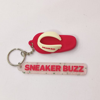 Móc khóa dép Sneaker Buzz siêu dễ thương