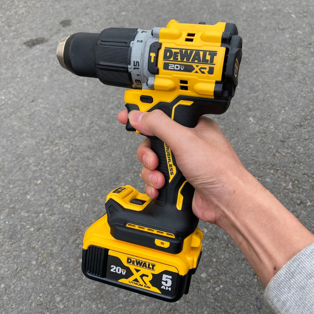 Máy khoan pin Dewalt DCD 805