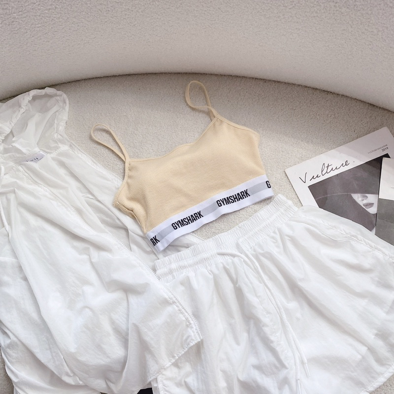SET ÁO SƠ MI KHOÁC NÓN + CROPTOP BRA NUDE VIỀN CHỮ 2 DÂY + QUẦN SHORTS TRẮNG