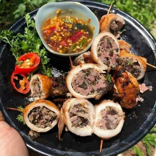 (GIAO HỎA TỐC HCM) Mực nhồi thịt khay 300GR