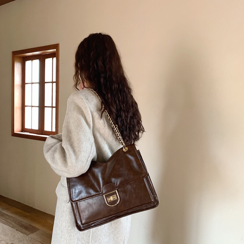 Túi xách nữ dáng ToTe MIOCCRA KOLY authentic MK186